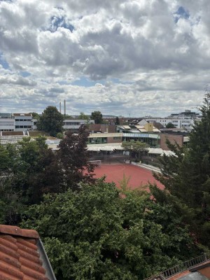 Lichtdurchflutet 4,5 Zi. ETW im Herzen von Sindelfingen