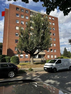 Exklusive 1-Raum-EG-Wohnung mit gehobener Innenausstattung mit Balkon & EBK in Mönchengladbach-Hardt