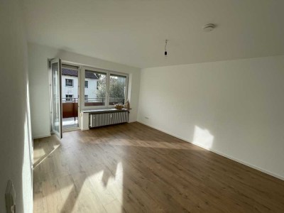 2-Zimmer Wohnung in absolut ruhiger Lage mit Südbalkon - vor wenigen Jahren vollständig renoviert