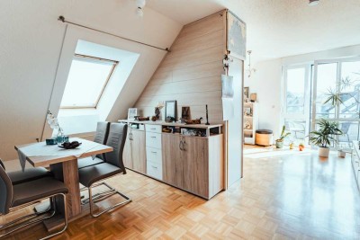 Attraktive Kapitalanlage: Vermietete 1-Zimmer-Wohnung mit Balkon in München-Moosach