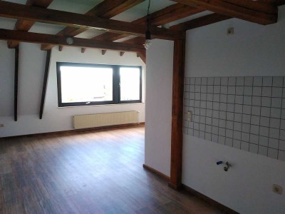 Gemütliche 2-Zimmer-Dachgeschosswohnung in Odenthal-Holz