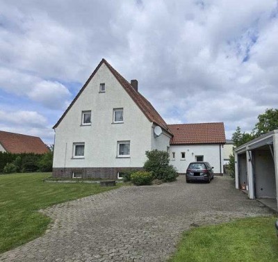 Solides Zweifamilienhaus in P.W.-Holzhausen