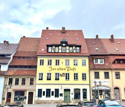 Wohnen im Denkmal mit Blick auf den Markt