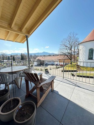 Dachgeschosswohnung mit Bergblick