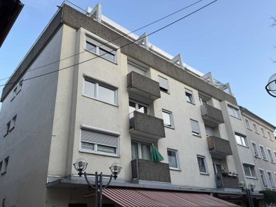 Schöne Wohnung mit Balkon in der Innenstadt