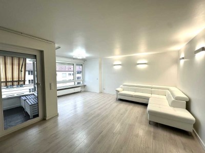 Moderne & helle 4-Zimmer-Wohnung mit Balkon in Stuttgart-Rot
