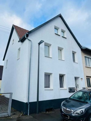 Haus mit 3 Wohnungen (ca. 117m² Wohnfläche) in zentraler Lage von VS-Schwenningen