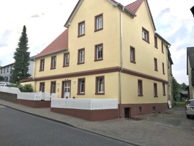 Freundliche 4-Zimmer-Wohnung mit gehobener Innenausstattung in Erbach