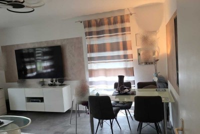 Schöne 2‑Zimmer Wohnung im 1. OG mit großer Terrasse in Aachen-Burtscheid