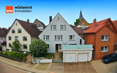Handwerker aufgepasst! Sanierungsbedürftiges Ein- bis Zweifamilienhaus mit großem Potenzial