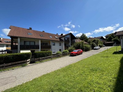 3-Zimmer-Wohnung provisionsfrei mit Südbalkon und TG in ruhiger Lage von Lindenberg