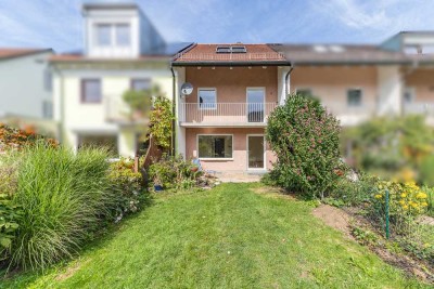 Ruhig gelegenes Reihenhaus mit sonnigem Garten, Balkon & Garage