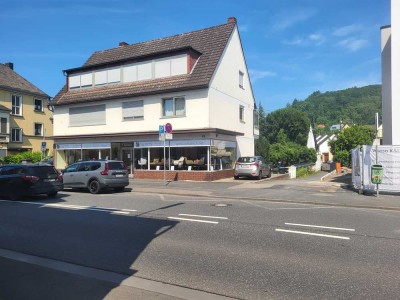Wohn-Geschäftshaus in zentraler Lage