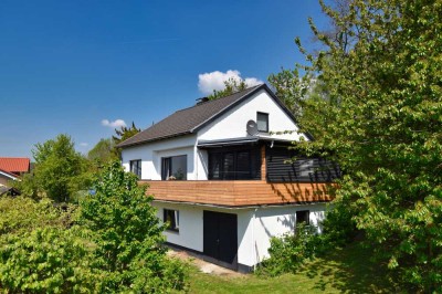Provisionsfrei! Gemütliches EFH mit grandiosem Weitblick! 2 Bäder, 715qm Areal, Pool, Ruhiglage!!