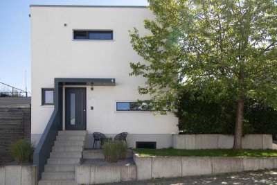 Modernes, freistehendes Passivhaus in Esslingen-Zell