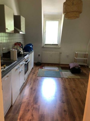 2-Zi. Altbau in ruhiger Citynähe