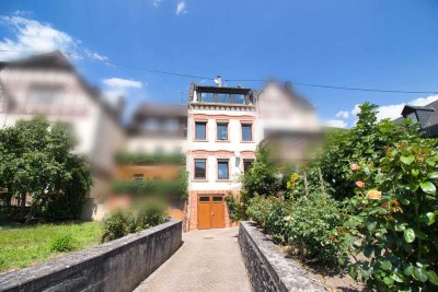 Gepflegtes Einfamilienhaus mit fantastischem Moselblick in Zell-Merl