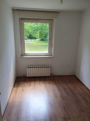 Exklusive 3-Zimmer-Wohnung mit Balkon & Einbauküche in Berlin-Gropiusstadt – nur 5 Min. zur U7