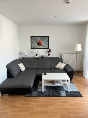 Stilvolle 2-Raum-DG-Wohnung mit Dachterrasse und Einbauküche in Elmshorn