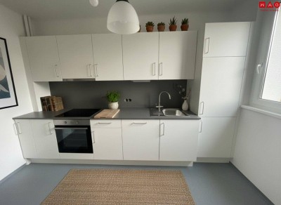 Einladender 3-Zimmer Wohn(t)raum mit neuer Einbauküche!