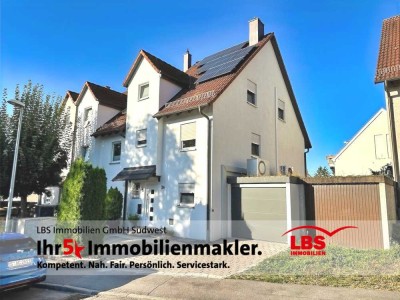 Traumhaus mit toller Ausstattung
Wintergarten und Garage