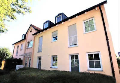 **Ideal zur Kapitalanlage **Tolle 3 Zi.-Maison.-Whg. mit Blk., EBK u. 2 Stellpl. in Neufahrn (S1)