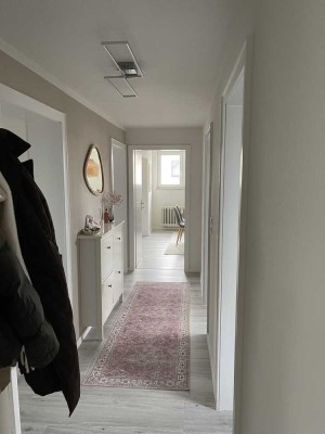 Helle 3-Zimmer-Dachgeschosswohnung in Niederkassel-Mondorf