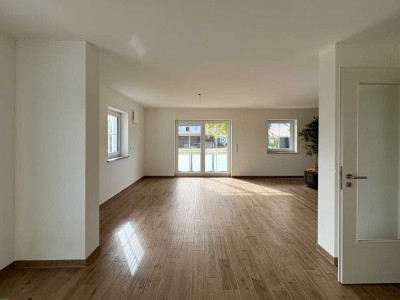 Attraktive 3-Zimmer-Wohnung in Ottenhofen: Energieeffizient und Modern!