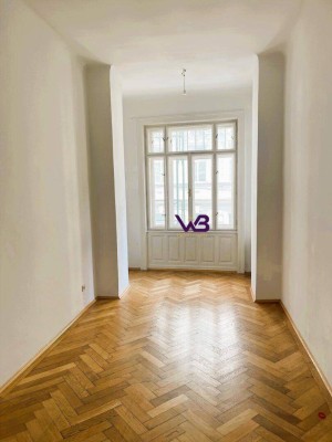3,5-Zimmer-Altbauwohnung mit Loggia!