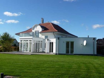 +++ DER OSTSEE GANZ NAH - FILETSTÜCK IN EXKLUSIVER STRANDNAHER LAGE +++