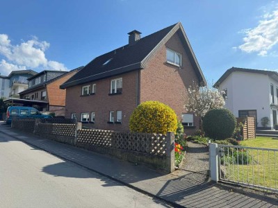 Einfamilienhaus mit Einliegerwohnung in beliebter Wohnlage von Köniswinter-Oberpleis