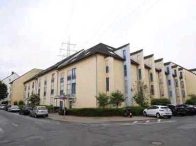 Helles Dachgeschoss-Appartement mit Empore in zentraler Lage von 45326 Essen