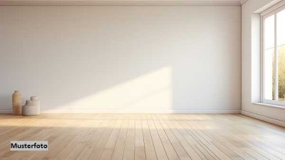 5-Zimmer-Wohnung mit 3 Loggien - provisionsfrei