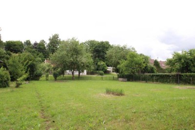 Einfamilienhaus mit großzügigem Garten und Appartement in Fischach-Wollmetshofen