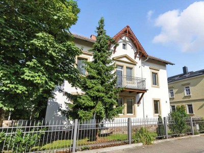 Großzügiges Stadthaus mit Gartenidylle in Elbnähe!