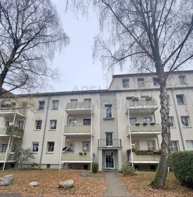 3-Raum Wohnung mit Balkon und Einbauküche