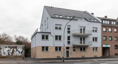 4-Zimmer Wohnung mit Balkon in Köln-Niehl