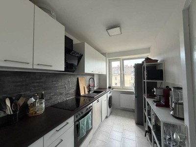 Helle 3-Zimmer-Wohnung mit EBK in München Sendling