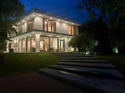 Exklusive Architektenvilla am Naturpark – Luxuswohnen im Grünen!