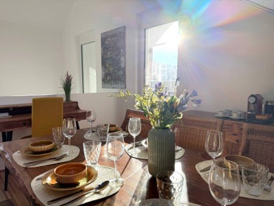 22 – Erstbezug! Provisionsfreie Dachgeschossmaisonette mit Panoramablick in den Wiener Alpen