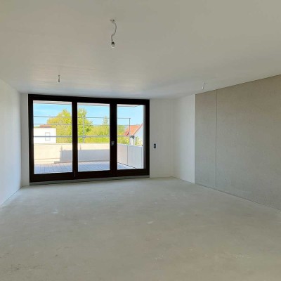 Zeitnah bezugsfertig. Sonnige 3 Zimmer-Wohnung mit großer Terrasse.