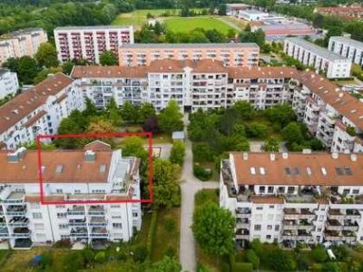 Geräumige 5-Zimmer-Penthouse-Wohnung, gute Ausstattung, Balkon und grosse Terrasse