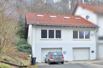 Handwerker aufgepasst! 
Sanierungsbedürftiges 2-Familienhaus in Frankenstein