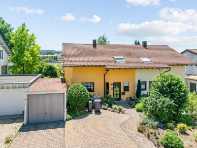 Familienfreundliche Doppelhaushälfte in traumhafter Randlage