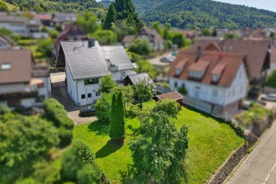 Perfektes, mit viel Liebe zum Detail saniertes Zweifamilienhaus