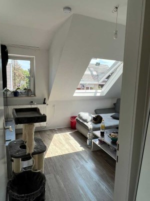 DG-Wohnung zum Wohlfühlen in bevorzugter Wohnlage