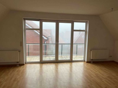 5 Zimmer Wohnung in Otterndorf 2 OG mit DG zum 01.02.2025 mit Balkon!