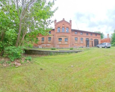 Resthof mit Weitblick - 600 m² Wohnpotenzial in idyllischer Dorfrandlage a. d. Meckl. Seenplatte