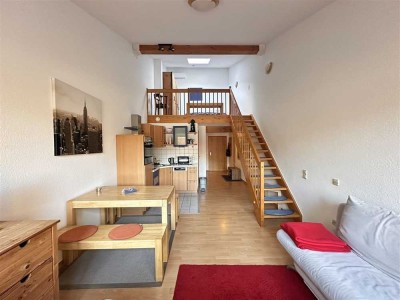 Möblierte 1,5 Zimmer Maisonette- Wohnung (Mindestmietdauer 2 Jahre)