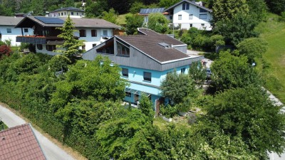 Mehrfamilienhaus in Panoramalage von Pettnau – drei Wohneinheiten mit großzügigem Garten